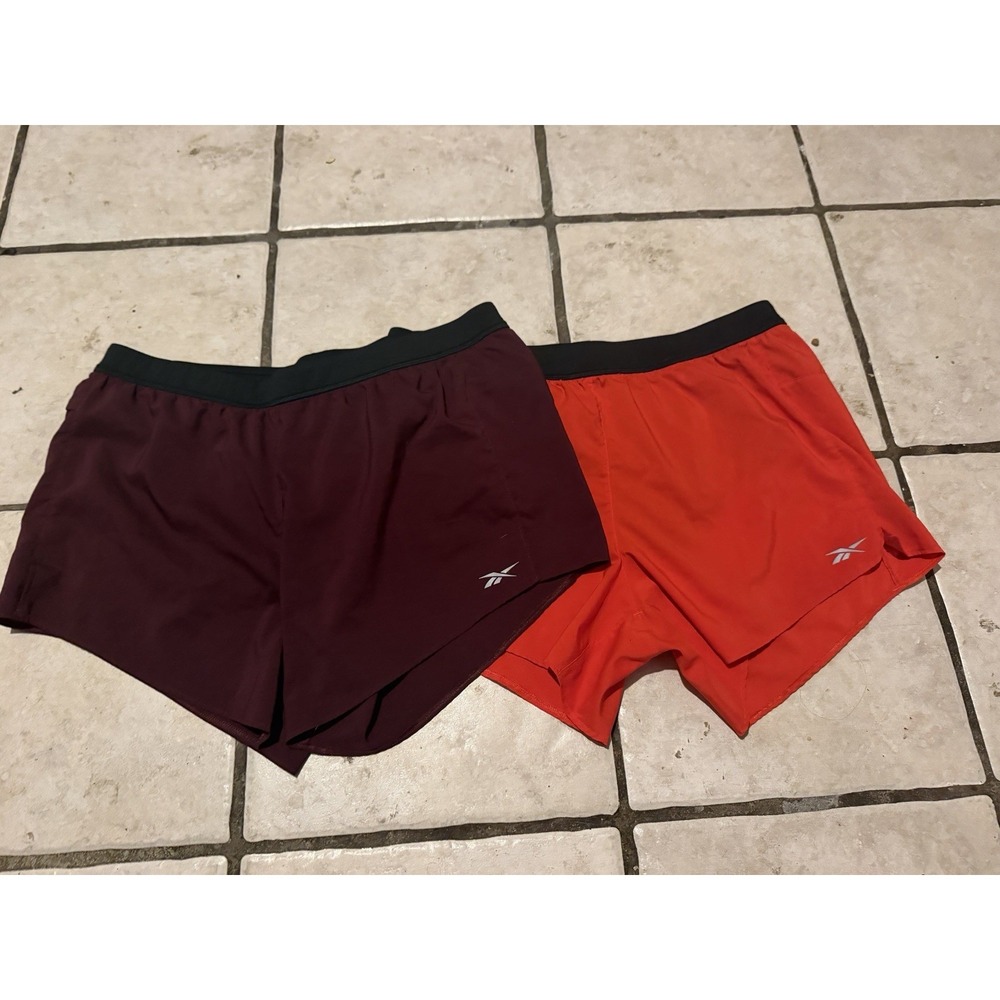 Reebok womens Running/fitness/Athletic Shorts With Built In Liner X2 Size L